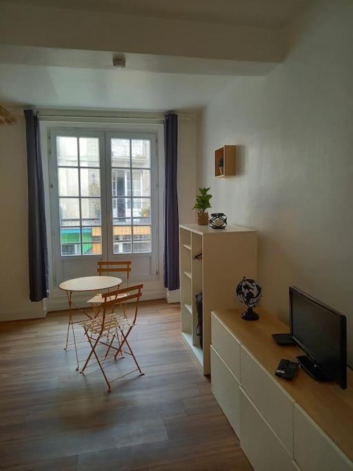 Chez Ninette_Grand Studio En Centre-Ville Dieppe Esterno foto
